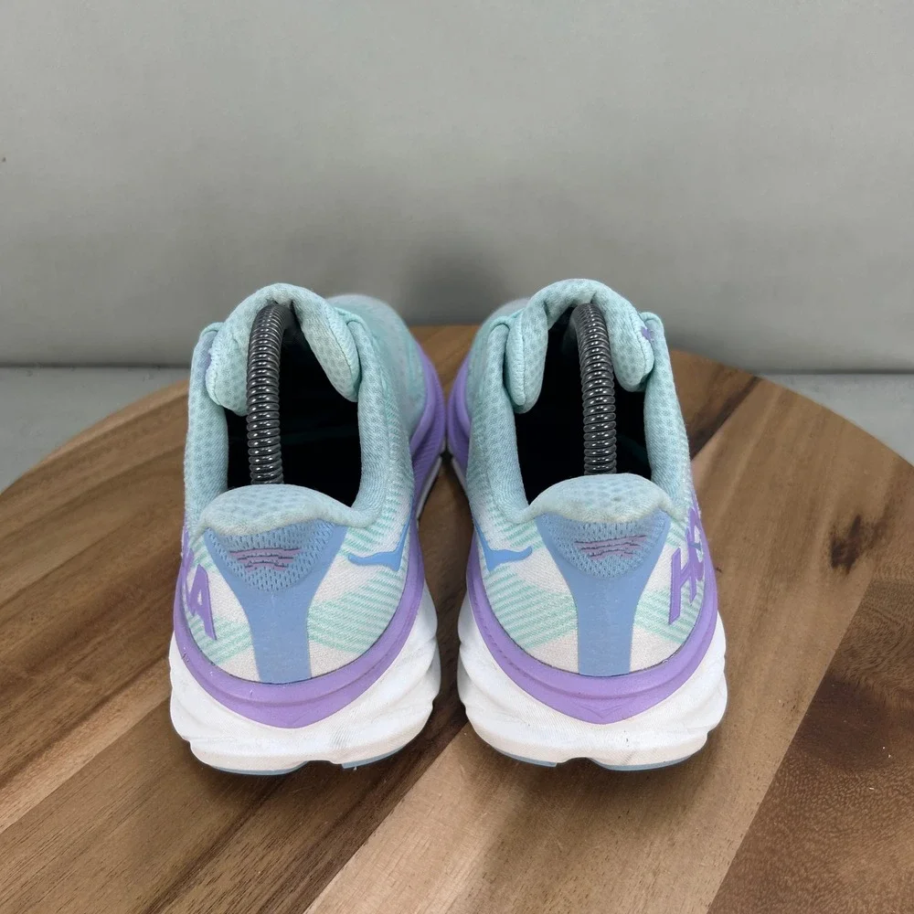 Hoka Clifton 9 Womens Running Shoes Sea Glass Purple Cushioned Size 8 B Comfort
